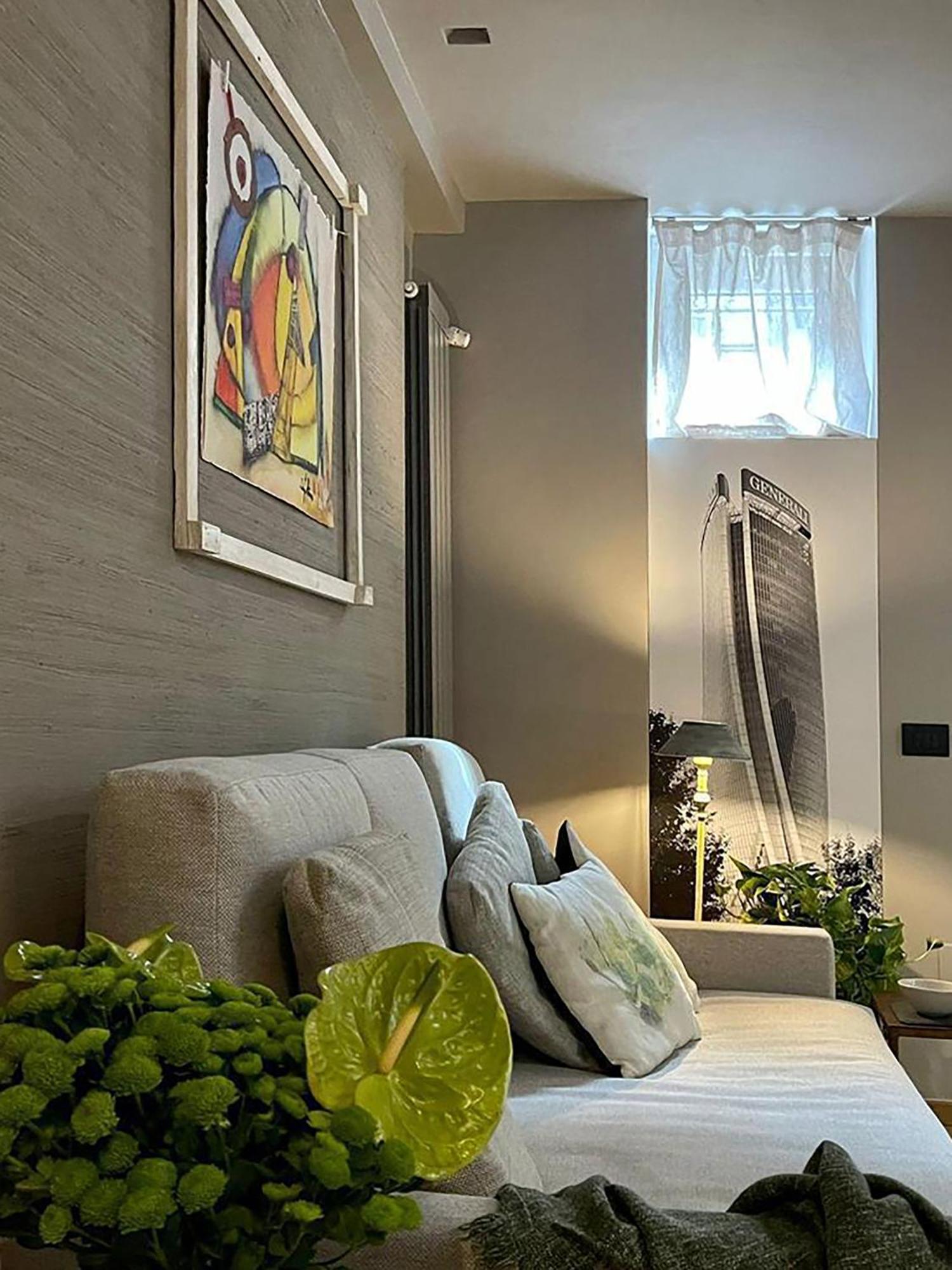 Luxury Artistic & Design In Historic Center, With Chromotherapy & Private Parking, Navigli - Bocconi