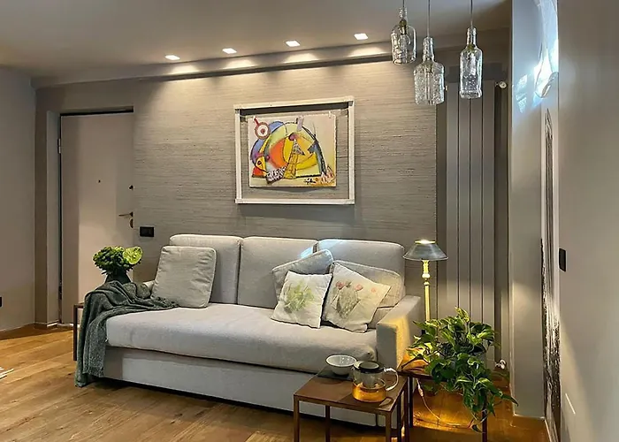 Luxury Artistic & Design Apartment In Historic Center, With Chromotherapy & Private Parking, Navigli - Bocconi